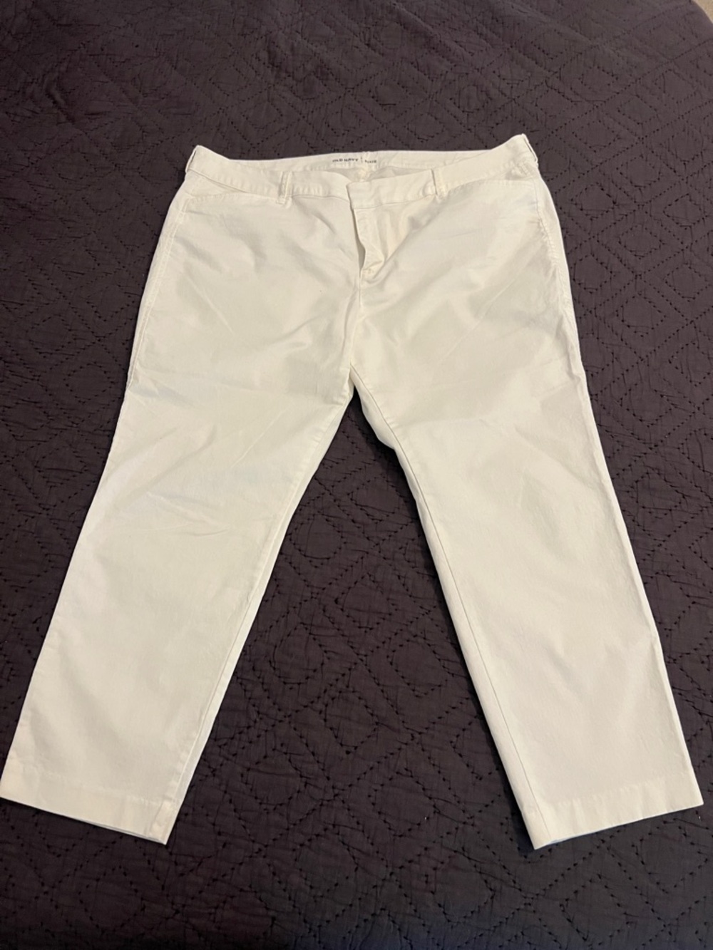 Old Navy Women’s White High-Wasted Pixie Straight-Leg Pants Sz 18-Petite